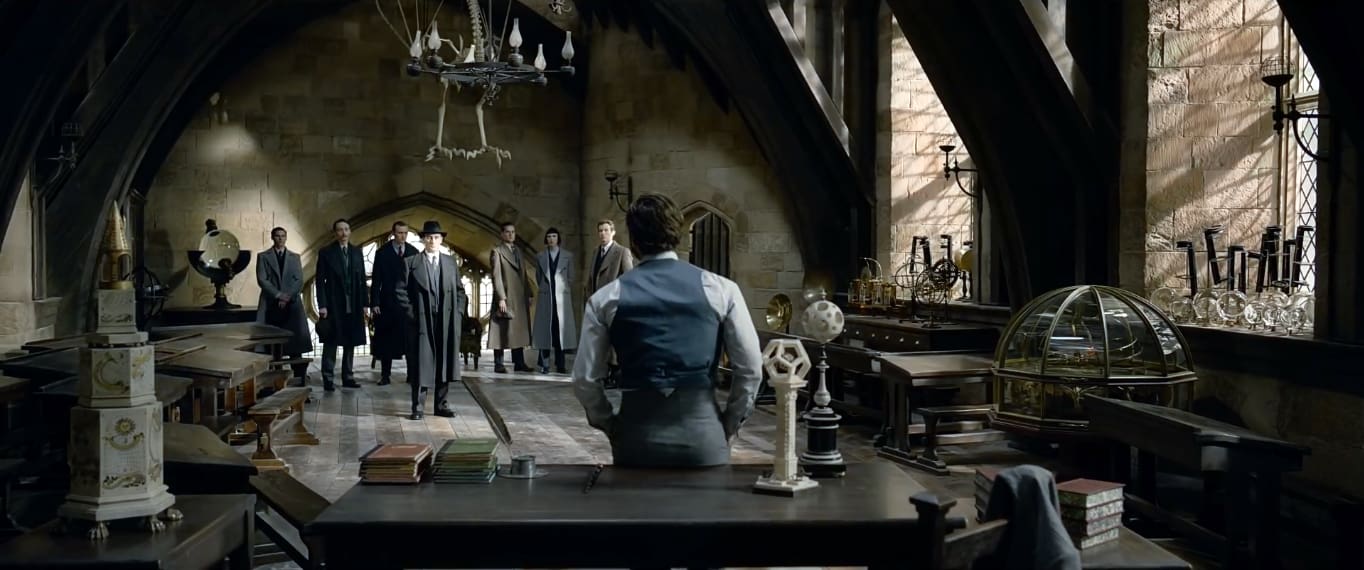 Dumbledore em uma sala em Hogwarts