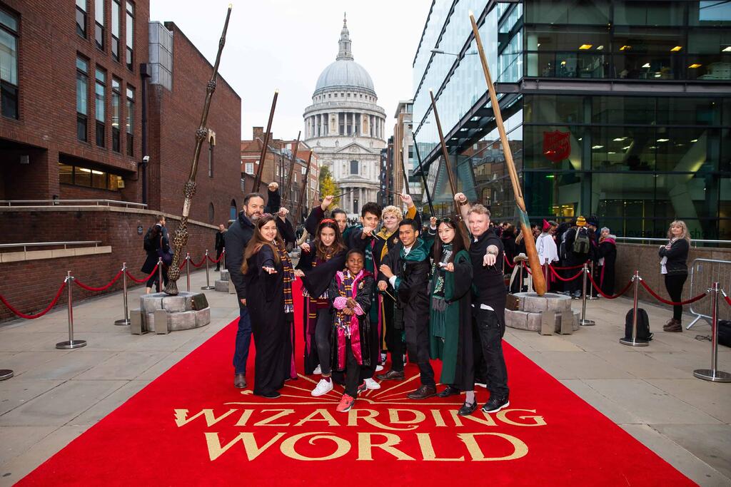 Exibição_varinhas_Wizarding-World-2