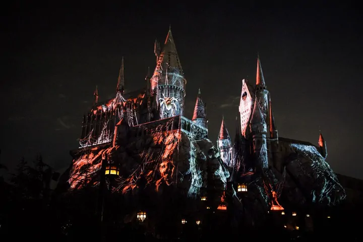 Comensais da Morte invadem parque de Harry Potter em show especial nos Estados Unidos