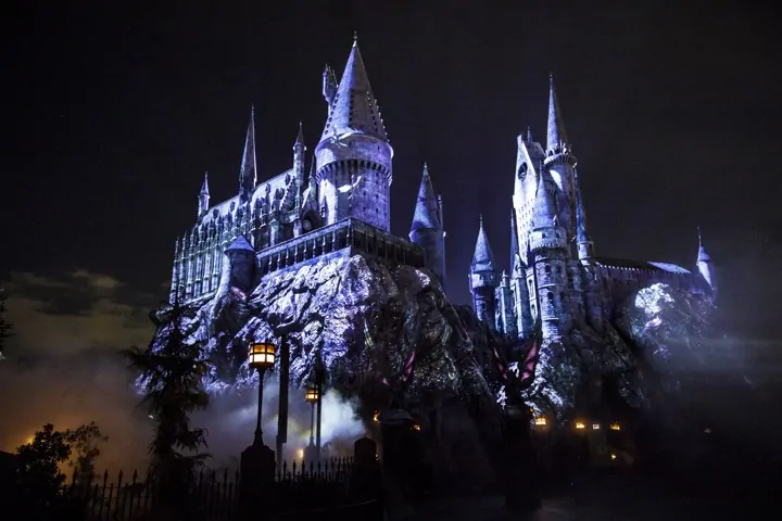 Comensais da Morte invadem parque de Harry Potter em show especial nos Estados Unidos